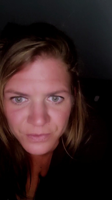 KimiCover 12-08-2021 Webcam 